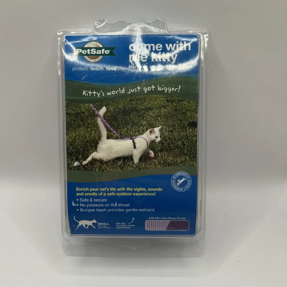 PetSafe Come With Me Kitty Harness & Bungee Leash – Small – Lilac/Deep Purpl
